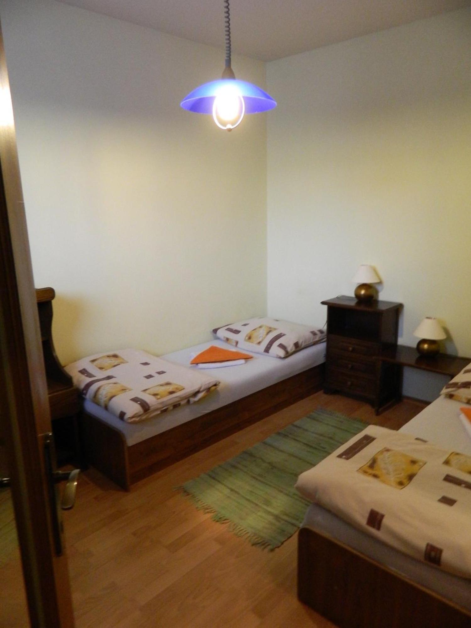 Hotel Slnecny Dvor Michalovce Chambre photo