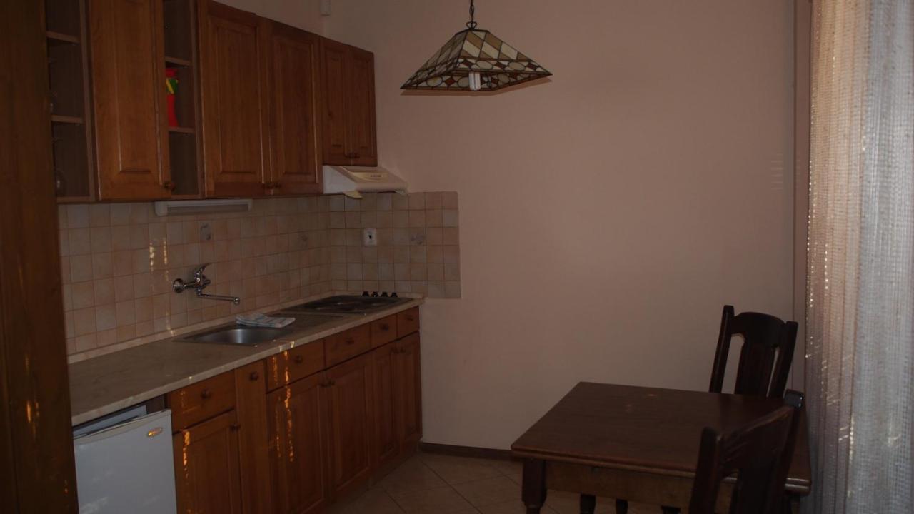 Hotel Slnecny Dvor Michalovce Extérieur photo